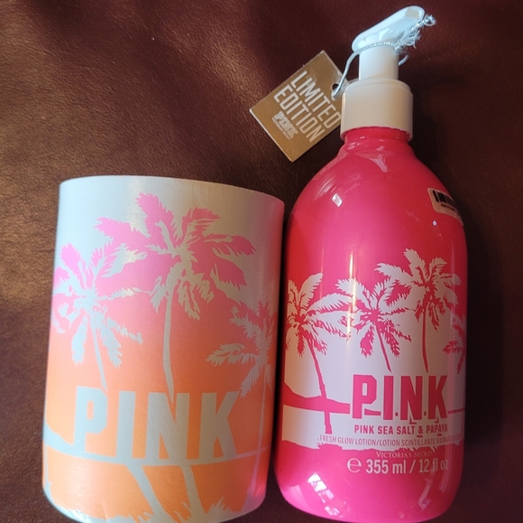 Victoria's Secret PINK - Picture 2 of 8